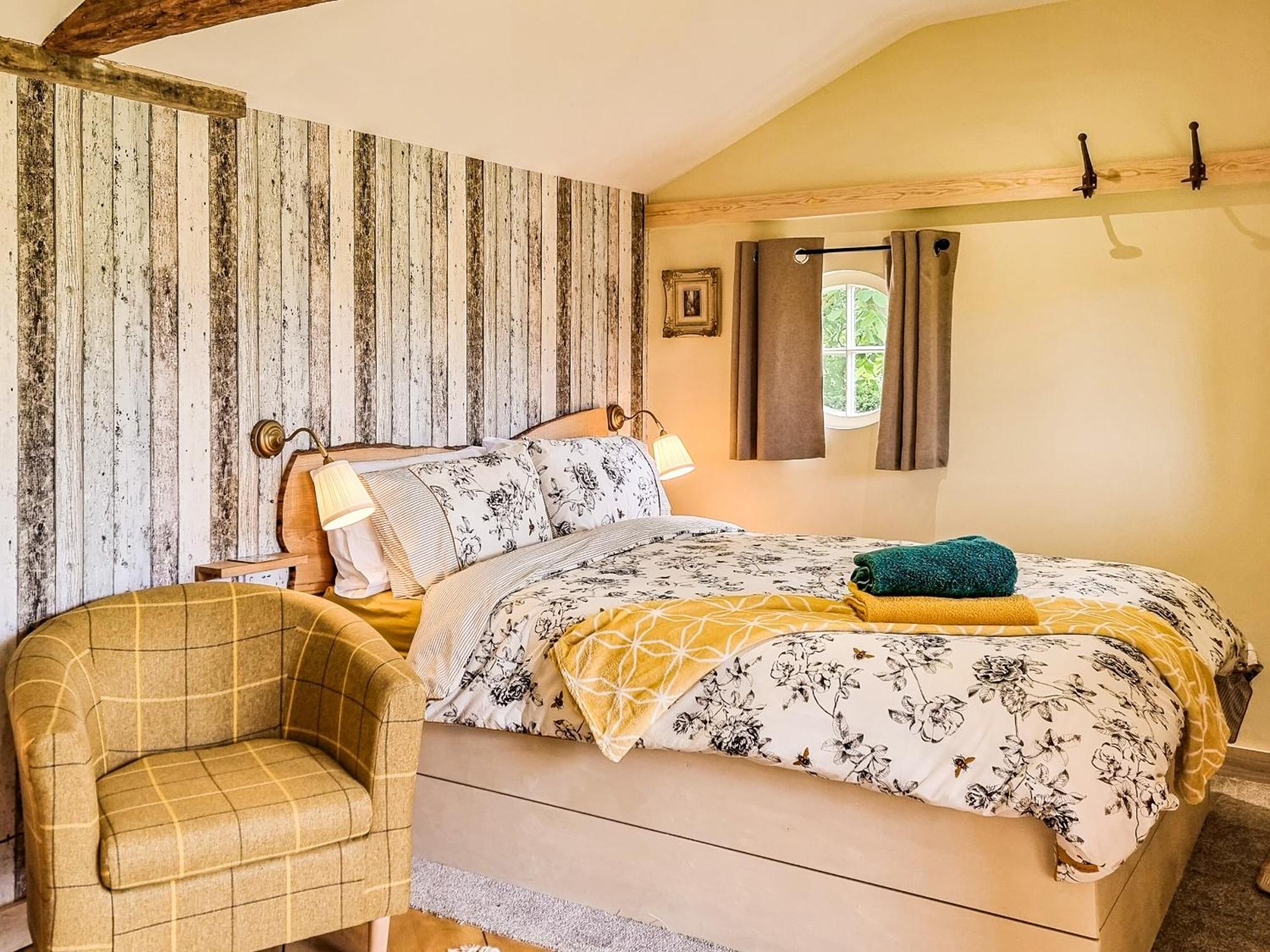 Walnut Lodge Wells Esterno foto